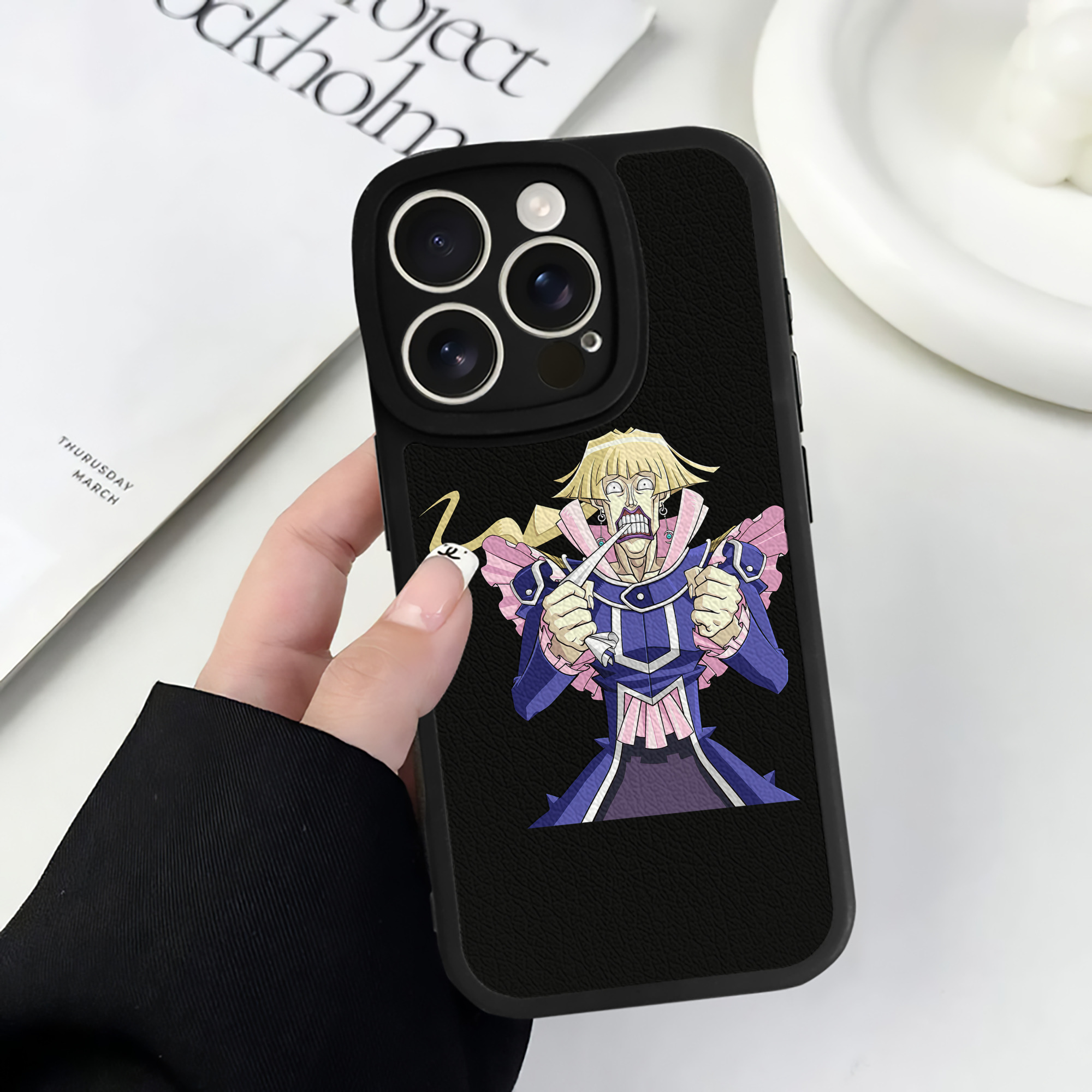 （画像用） 遊☆戯☆王 Yu-Gi-Oh! 【iPhone 16シリーズ対応】シリコンスマホケース（レザー調） 材質：シリコン
